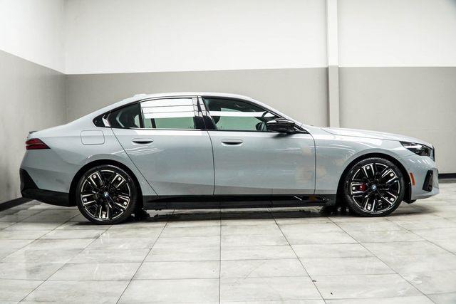 2025 BMW i5 M60 - 22955896 - 5