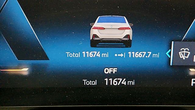 2025 BMW i5 xDrive40 - 22950761 - 15