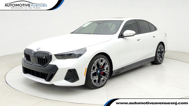 2025 BMW i5 xDrive40 w/ M Sport, Premium & Driving Assistance Pro. Packages - 22950761 - 0