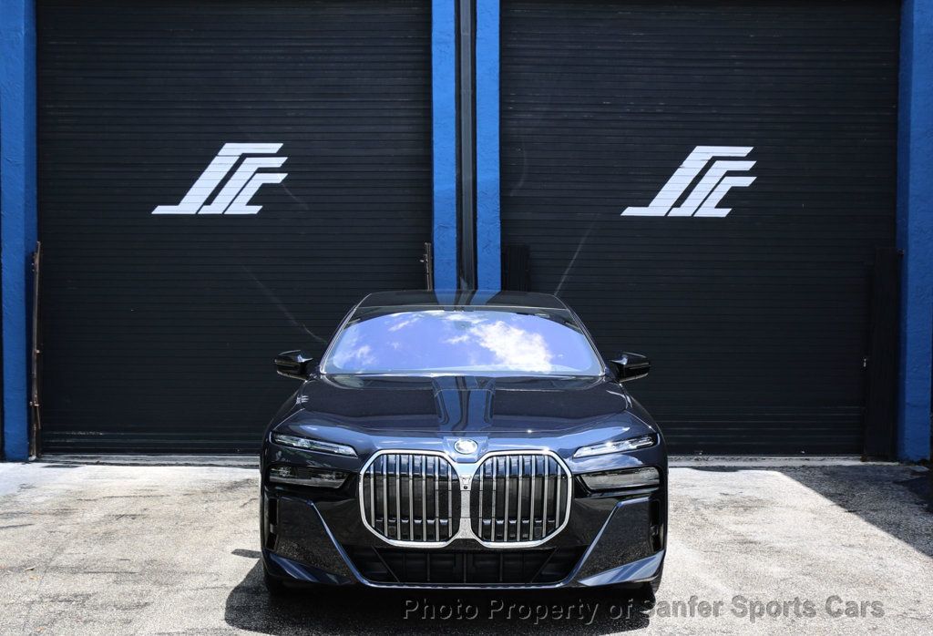 2025 BMW i7 M70 - 22871510 - 10