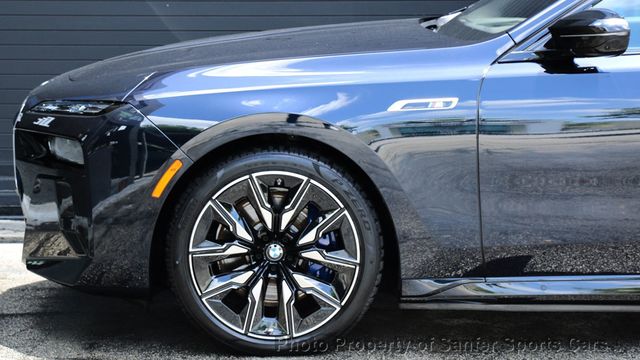 2025 BMW i7 M70 - 22871510 - 16