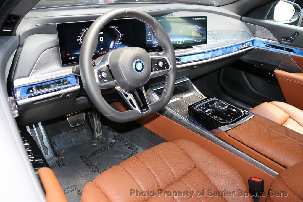 2025 BMW i7 M70 - 22871510 - 25