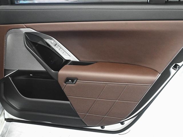 2025 BMW i7 xDrive60 - 22954007 - 15