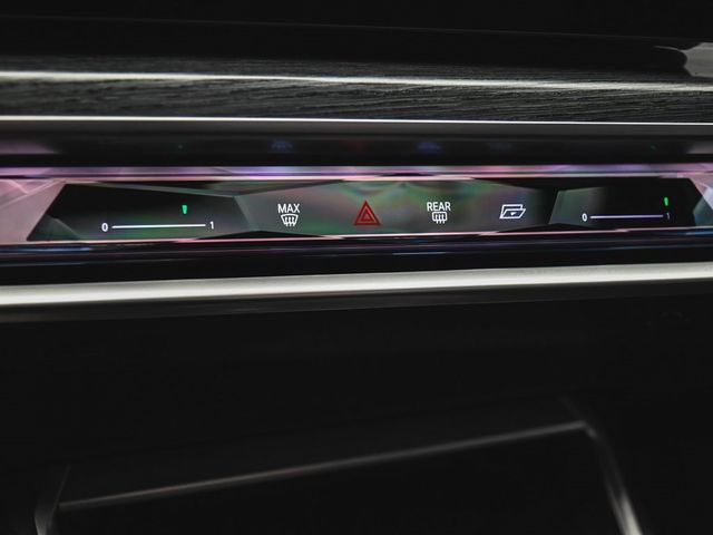 2025 BMW i7 xDrive60 - 22954007 - 26