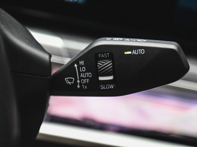 2025 BMW i7 xDrive60 - 22954007 - 30