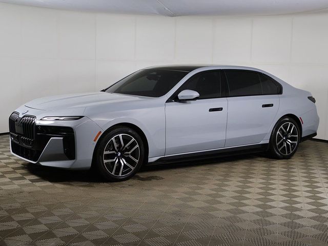 2025 BMW i7 xDrive60 - 23078992 - 10