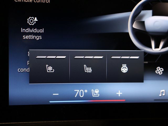 2025 BMW i7 xDrive60 - 23078992 - 56