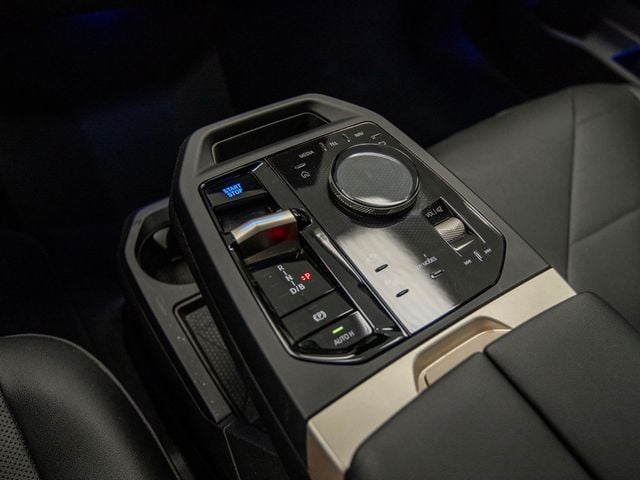 2025 BMW iX xDrive50 AWD  - 23011213 - 18