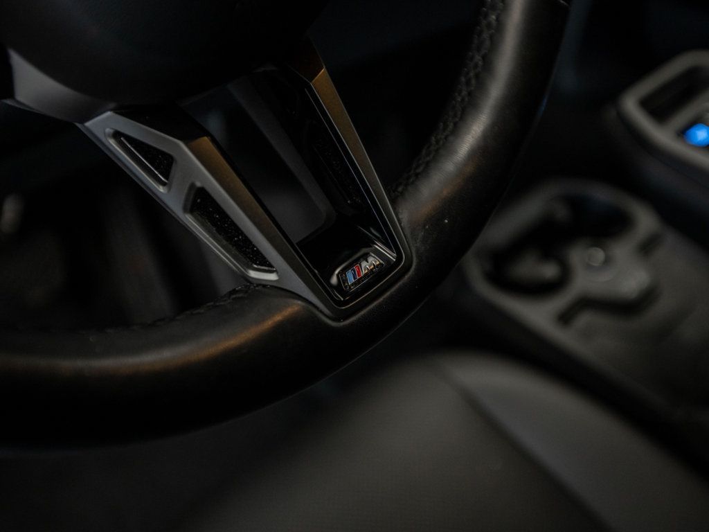 BMW iX photo 15