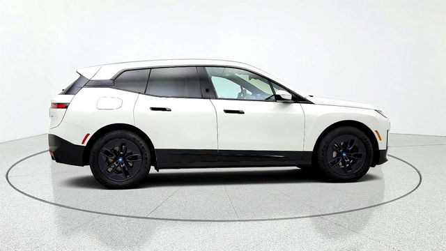 2025 BMW iX xDrive50 SAV w/ Ventilated Seats - 23075509 - 3