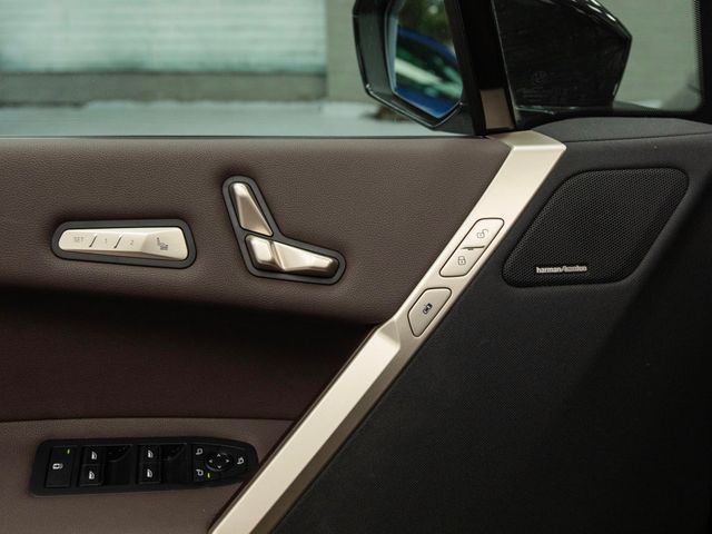 2025 BMW iX xDrive50 Sports Activity Vehicle - 22966491 - 28