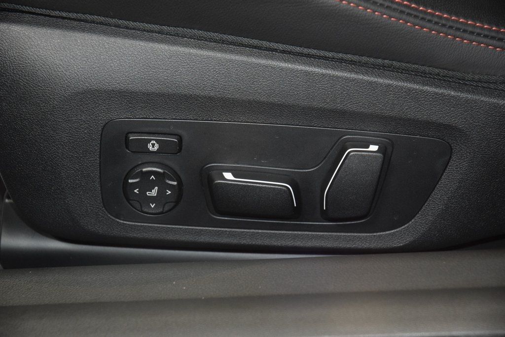 2025 BMW M2 Base - 22962683 - 40