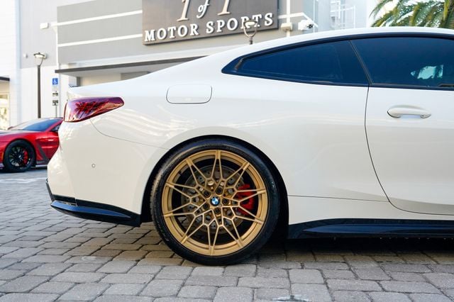 2025 BMW M4  - 22989289 - 30
