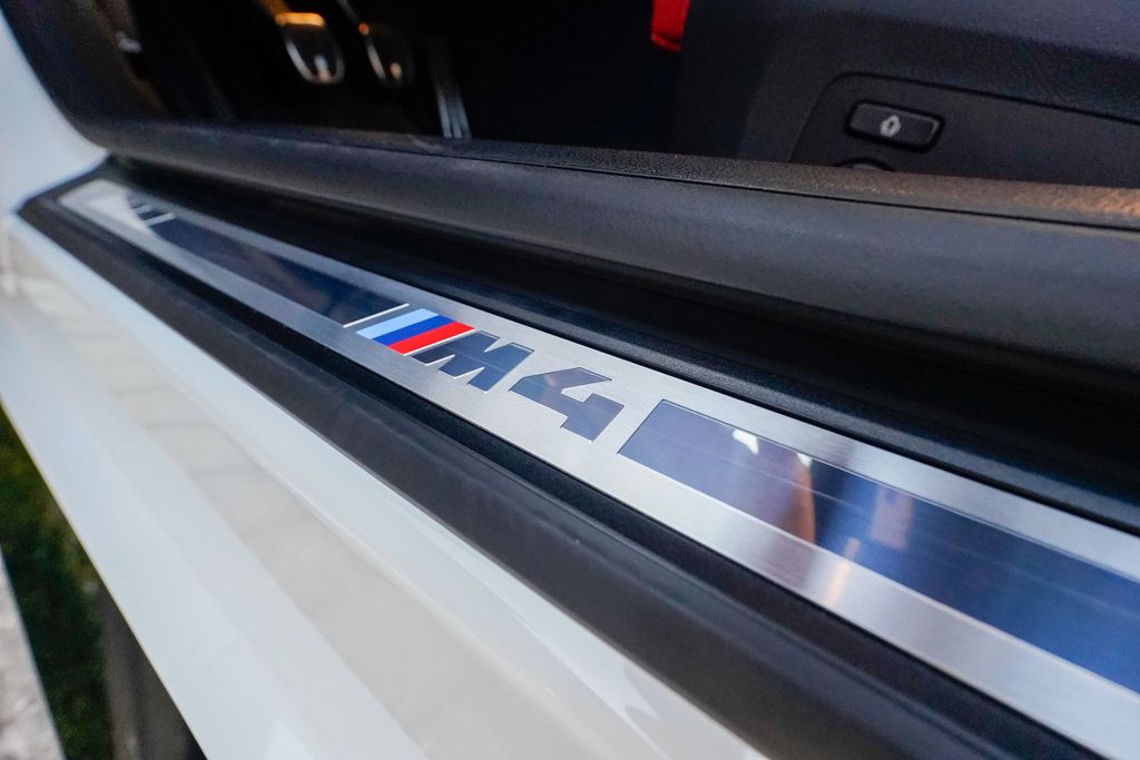 2025 BMW M4  - 22989289 - 54