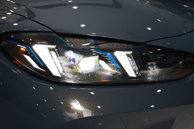 2025 BMW M4 Base - 22982162 - 33