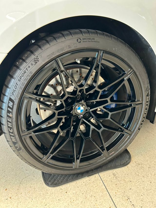 2025 BMW M4 Competition xDrive - 23010403 - 9