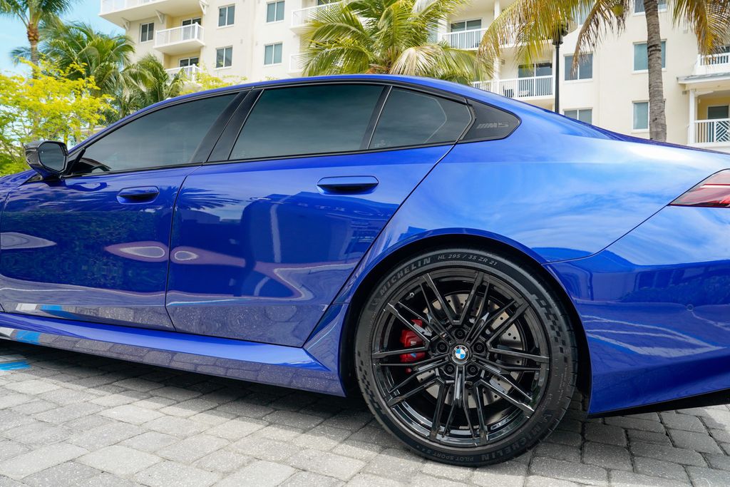 2025 BMW M5  - 23053855 - 17