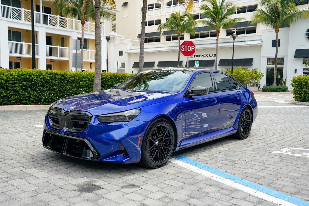 2025 BMW M5  - 23053855 - 1