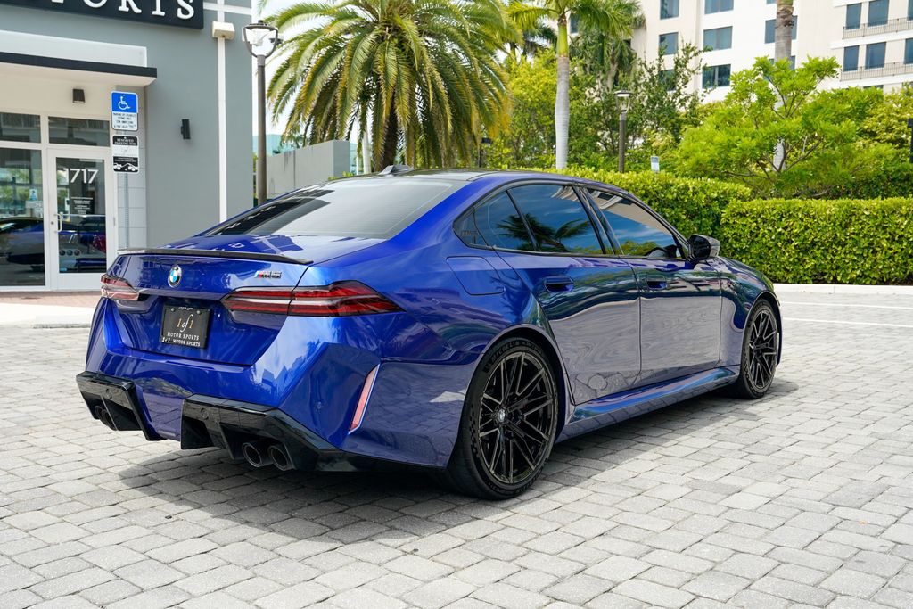 2025 BMW M5  - 23053855 - 26