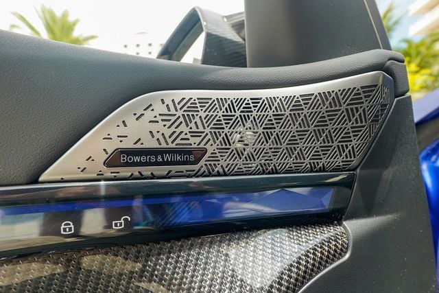 2025 BMW M5  - 23053855 - 53