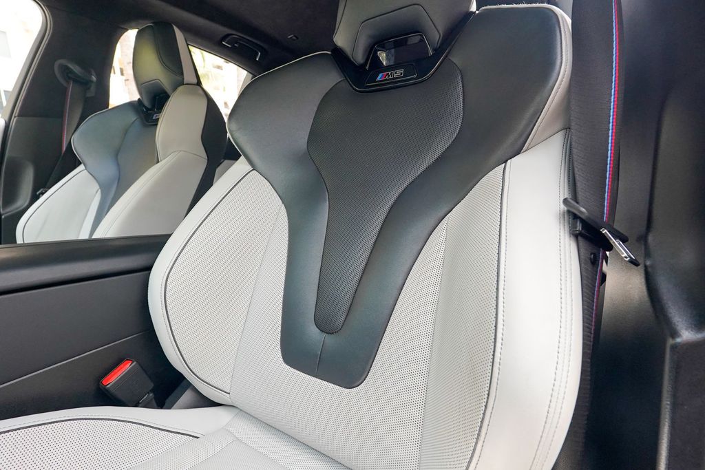 2025 BMW M5  - 23053855 - 60