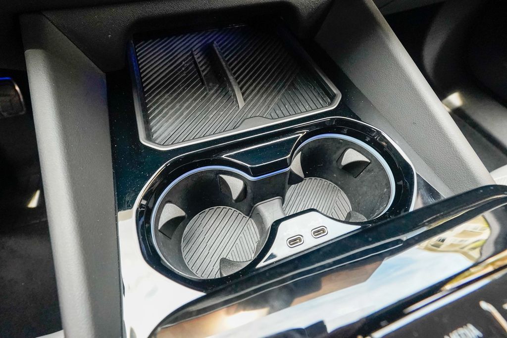 2025 BMW M5  - 23053855 - 68