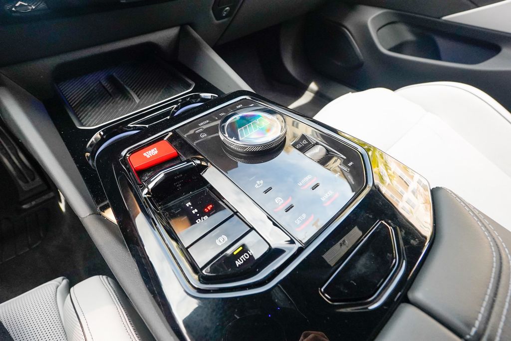 2025 BMW M5  - 23053855 - 69