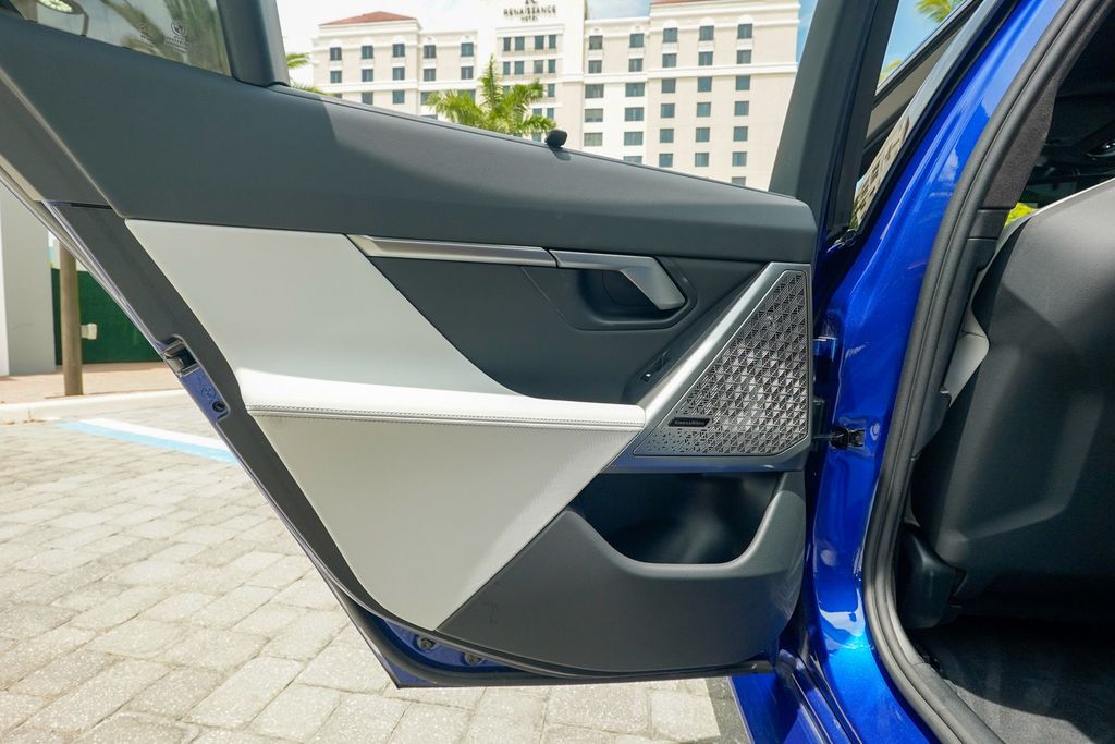 2025 BMW M5  - 23053855 - 74