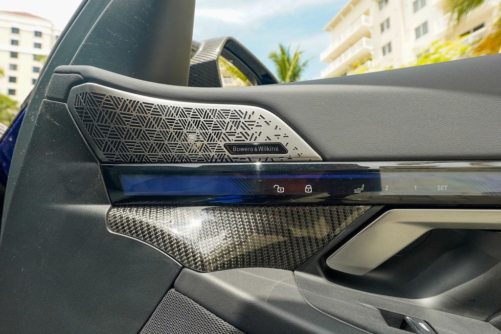 2025 BMW M5  - 23053855 - 83