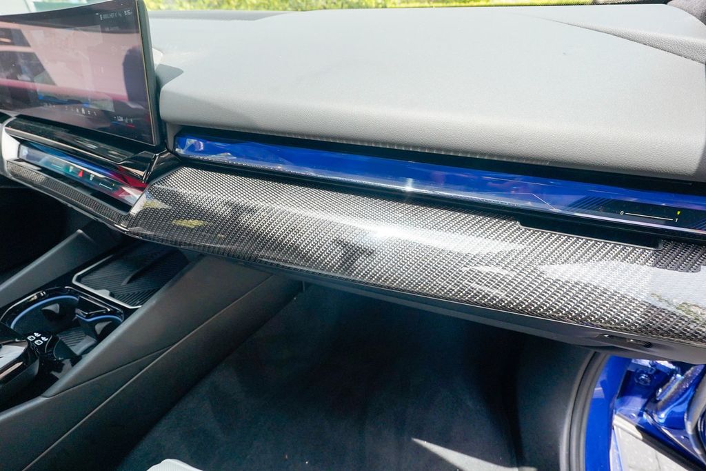 2025 BMW M5  - 23053855 - 91