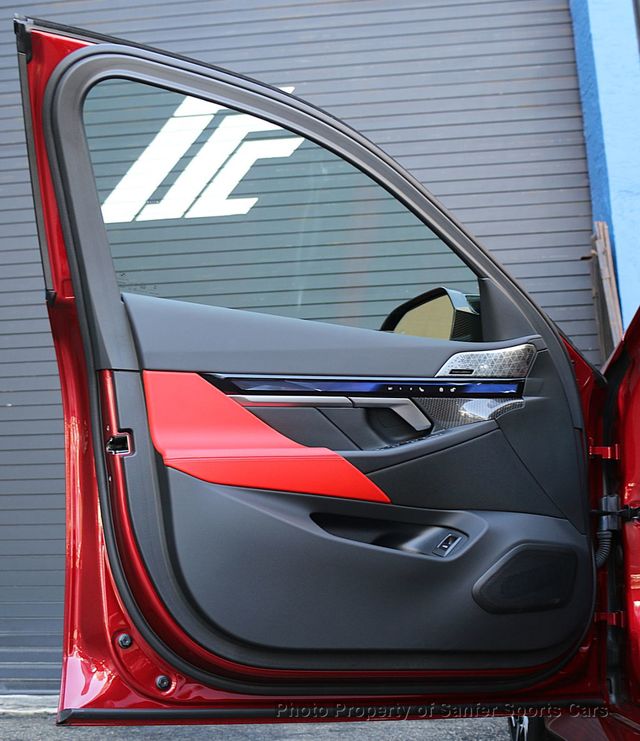 2025 BMW M5  - 22999652 - 21