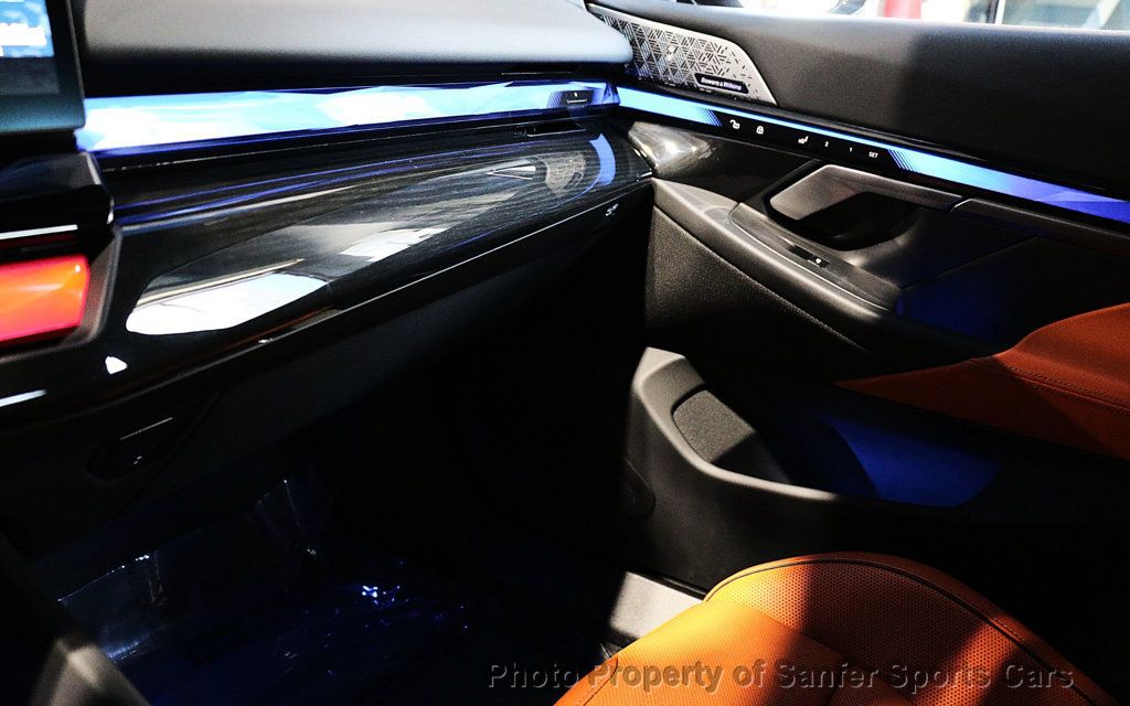 2025 BMW M5  - 23067511 - 24