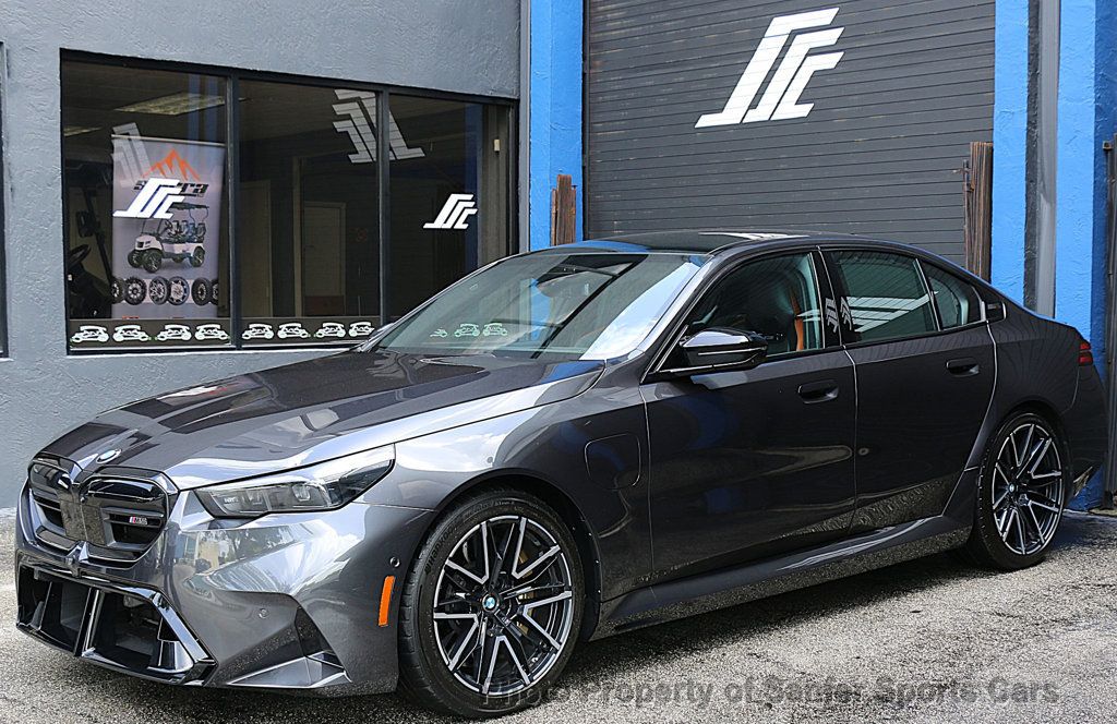 2025 BMW M5  - 23067511 - 3