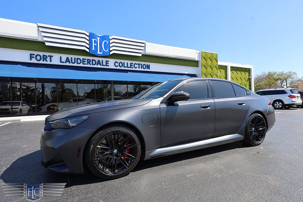 2025 BMW M5  - 22992016 | Video 1
