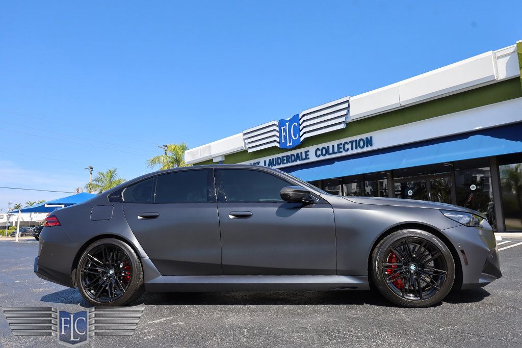 2025 BMW M5  - 22992016 - 13