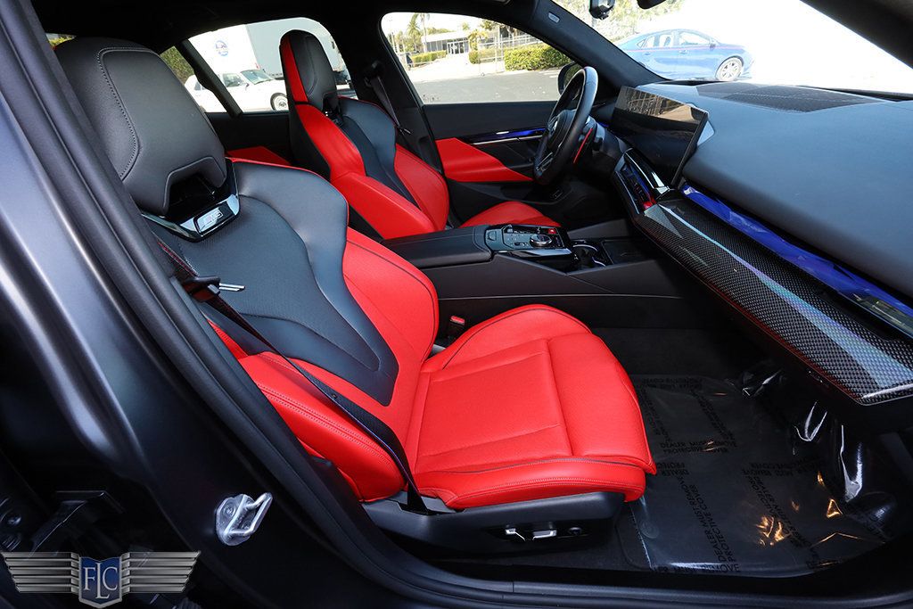 2025 BMW M5  - 22992016 - 16