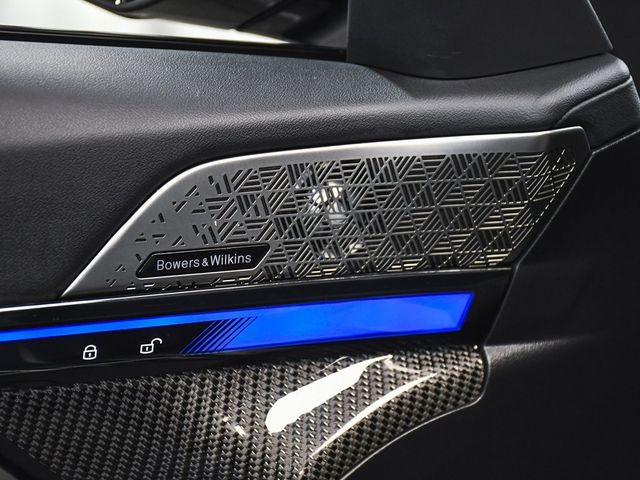 2025 BMW M5 Base - 22925612 - 10