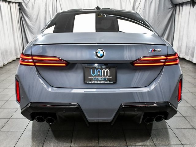 2025 BMW M5 Base - 22925612 - 4