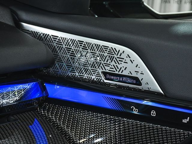 2025 BMW M5 Base - 22925612 - 50