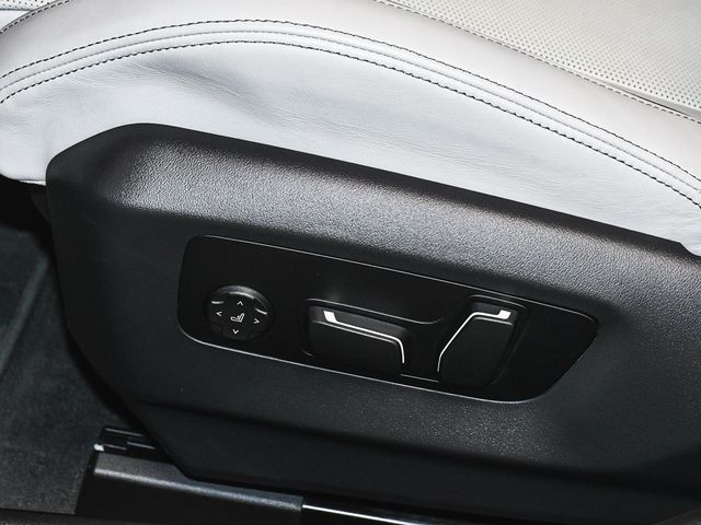 2025 BMW M5 Base - 22925612 - 67