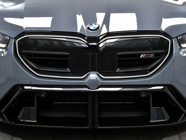 2025 BMW M5 Base - 22925612 - 96