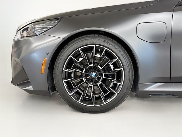2025 BMW M5 Base - 23074528 - 28