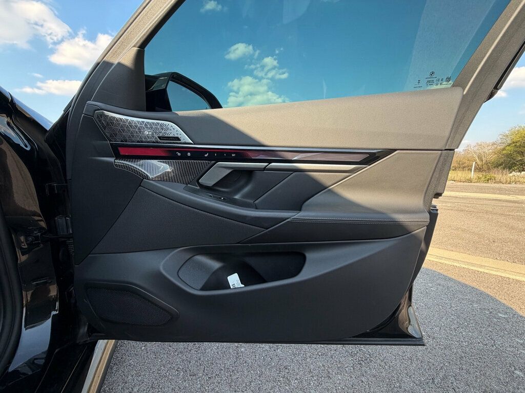 2025 BMW M5 M5 W/DRIVING ASSISTANCE PRO EXECUTIVE PKG M DRIVE PRO LOADED!! - 23004308 - 62