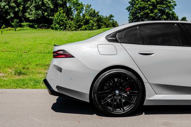 2025 BMW M5