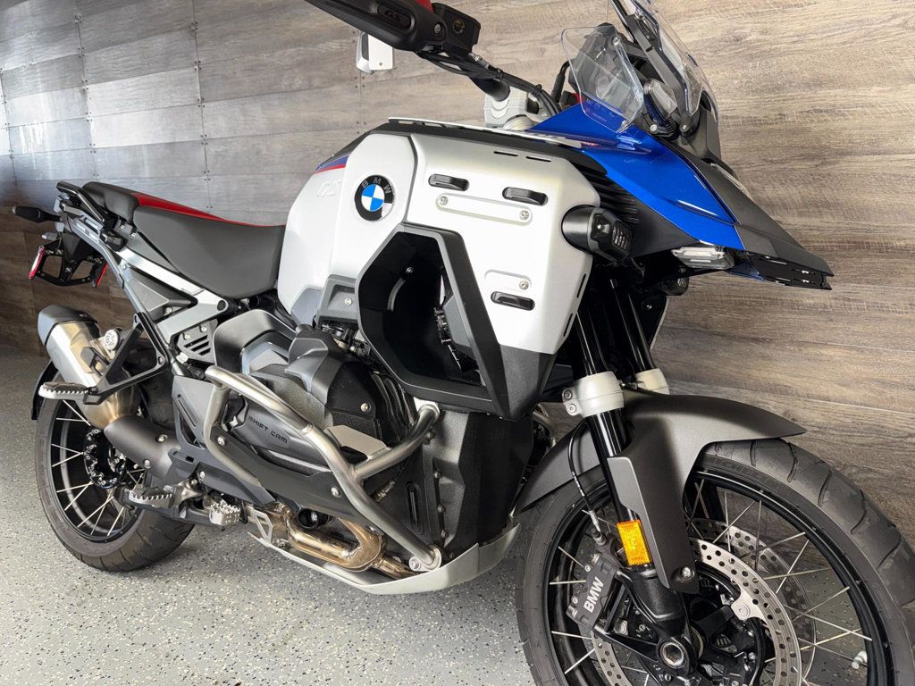 2025 BMW R 1300 GS Adventure LIKE NEW! - 22997095 | Video 2