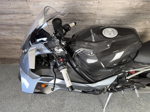 2025 BMW S 1000 RR One Owner! - 23073500 - 11