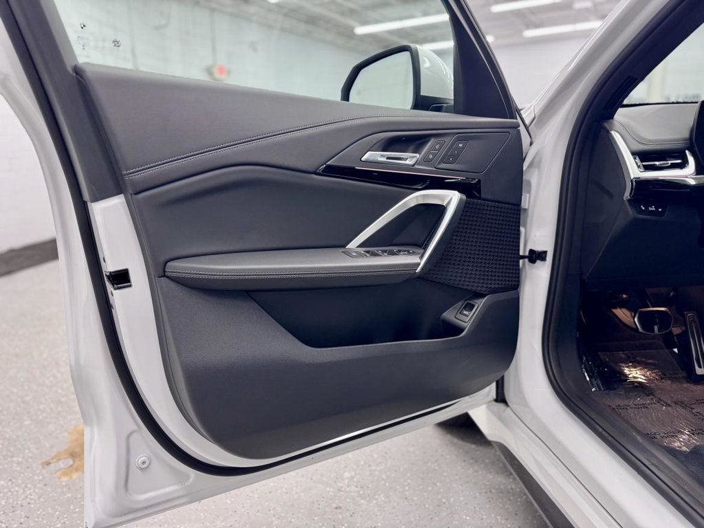 2025 Bmw X1 XDrive28i photo 16