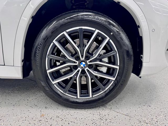 2025 BMW X1 xDrive28i Sports Activity Vehicle - 22925967 - 43