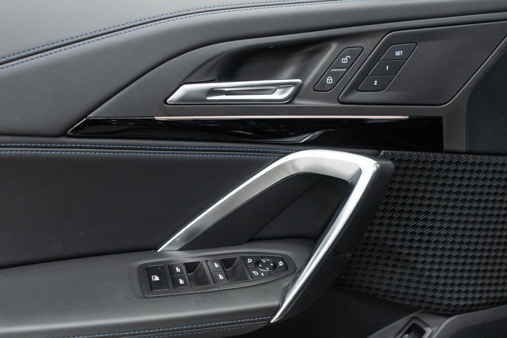 2025 Bmw X1 XDrive28i photo 3