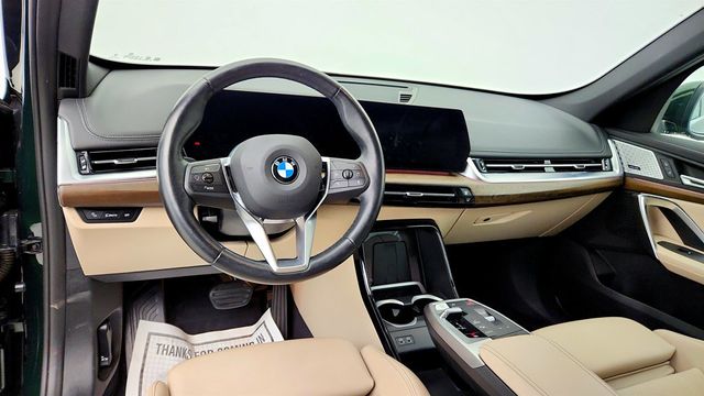 2025 BMW X1 xDrive28i w/ Convenience Pkg & harman/kardon Premium Audio - 23032104 - 12